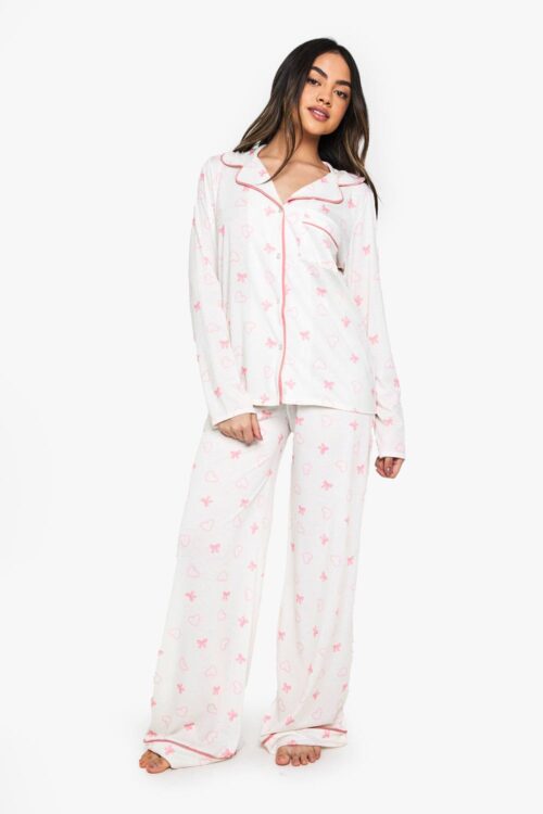 boohoo Dam Bow Print Piping Detail Long Sleeve Shirt & Trousers Pyjama Set | Cream | Storlek 34