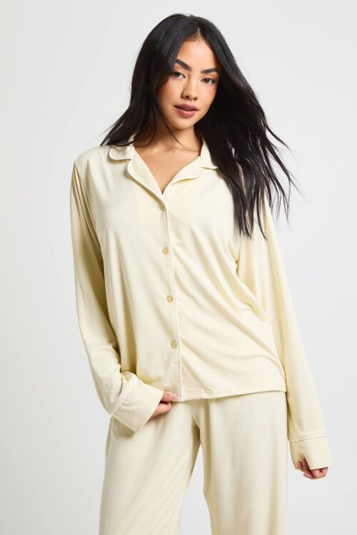 boohoo Dam Jersey Pyjamas Set med Pipingdetaljer - Långärmad Skjorta & Byxor | Lemon | Storlek 44