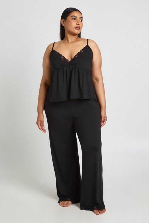 boohoo Dam Plus Babydoll Pyjama Top And Trouser Set | Black | Storlek 44