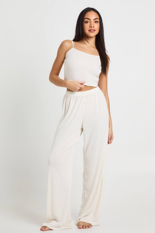 boohoo Dam Pointelle Cami and Wide Leg Trouser Pyjama Set | Beige | Storlek 34