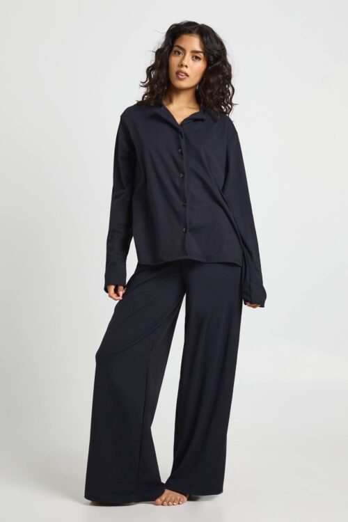 boohoo Dam Supermjuk Långärmad Topp & Byxor Pyjamas Set | Svart | Storlek 38